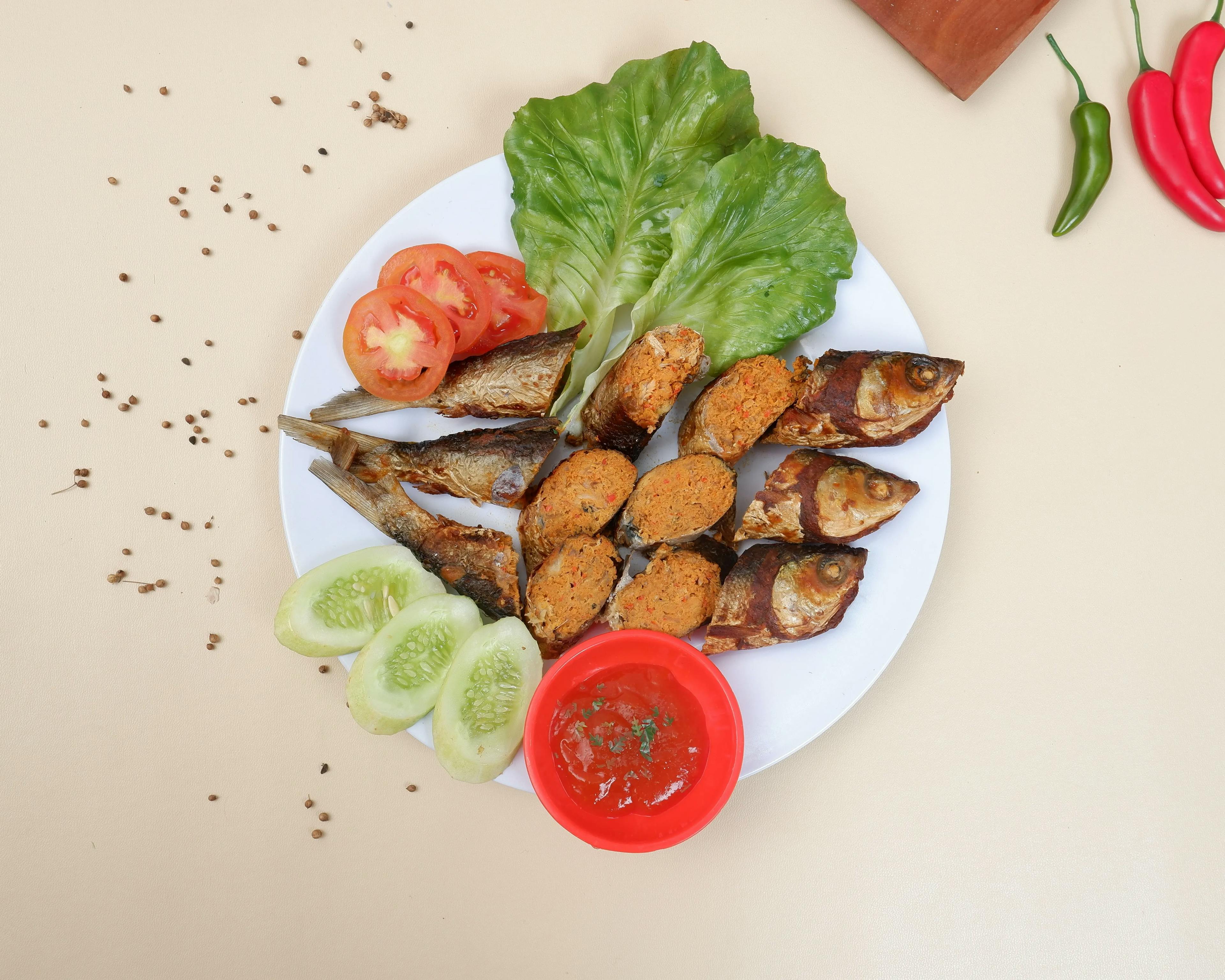 Plate with fish and veggies from the Nusantara Indonesian Restaurant
